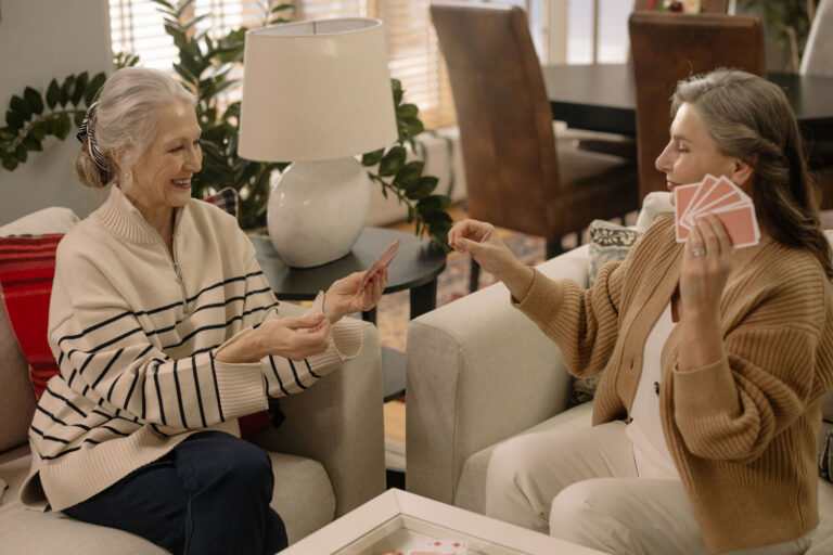 Read more about the article Assisted Living vs Memory Care: What You Should Know