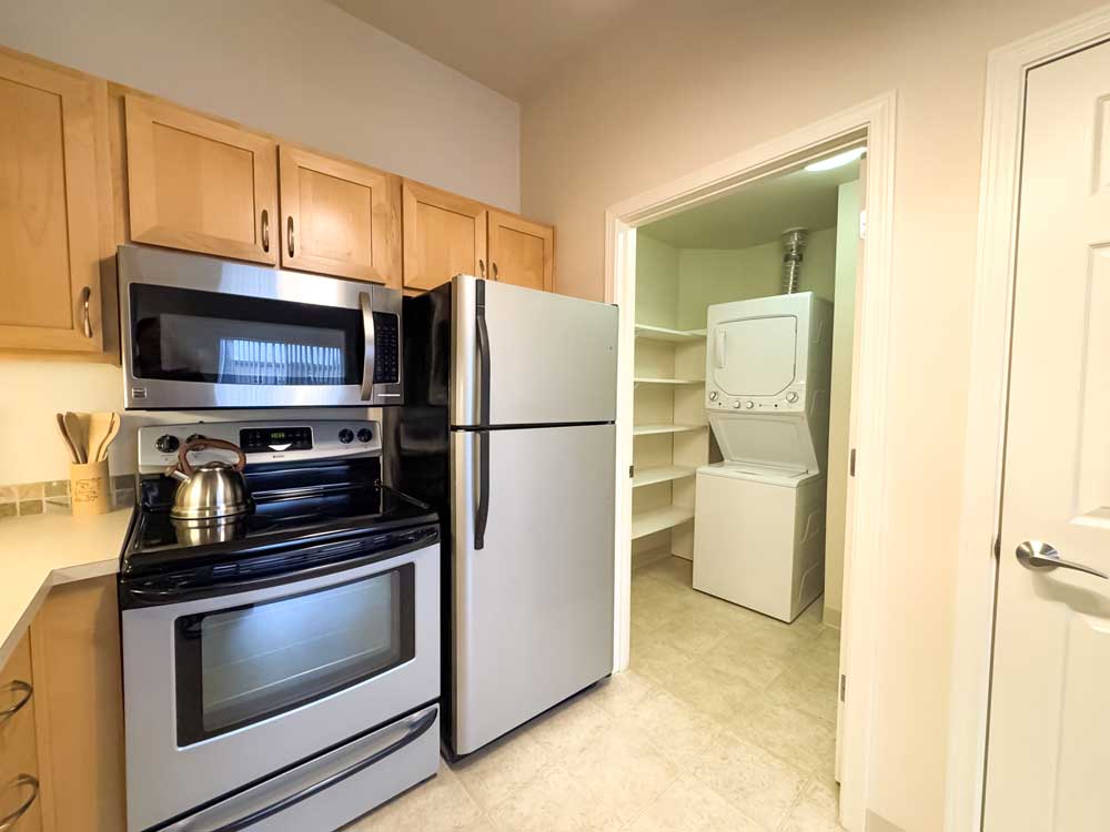 Independent Living washer and dryer at Laurel Parc Senior Living in Portland Oregon