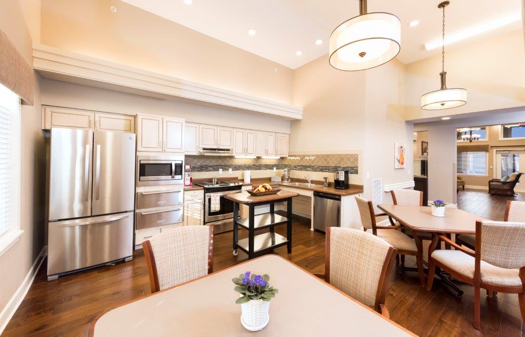 Memory Care Kitchen at Laurel Parc Senior Living in Portland Oregon