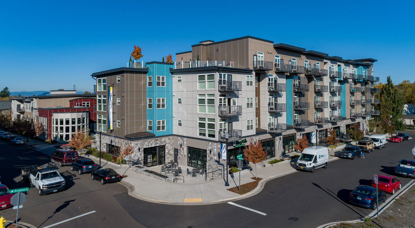 Apartments near at Laurel Parc Senior Living in Portland Oregon