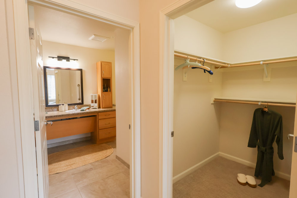 Independent Living apartment 7 at Laurel Parc Senior Living in Portland Oregon